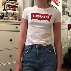 Levi’s logo T-shirt